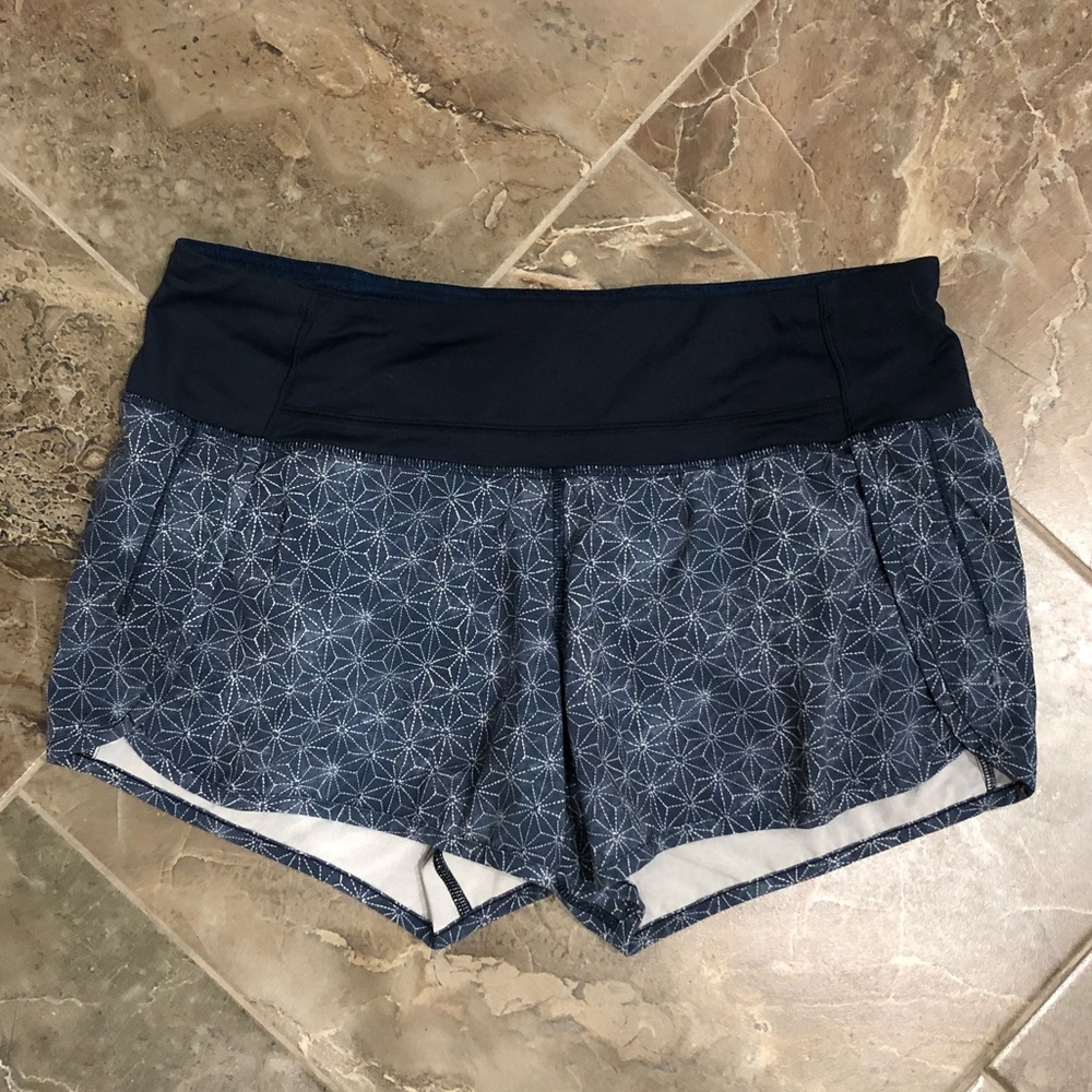 Lululemon Shorts Size 6!